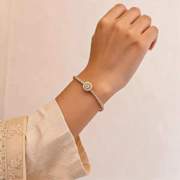 Gold_Tone_Crystal_Stone_Studded_Bracelet_For_Women