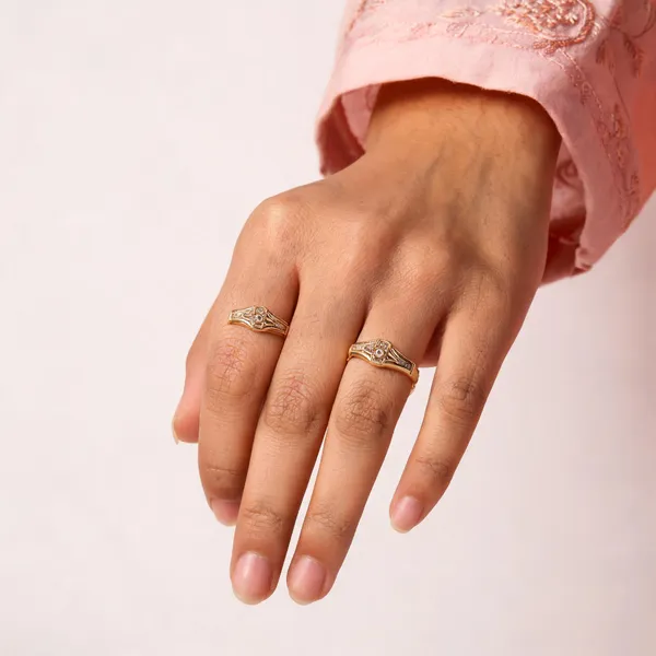 Gold_Tone_Geometric_Decorative_Ring_Set_For_Women