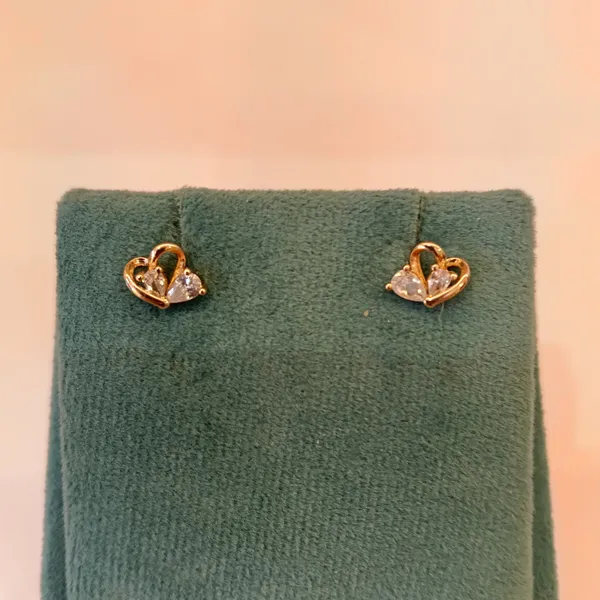 Gold-Tone_Heart_Stud_Earrings_for_Women