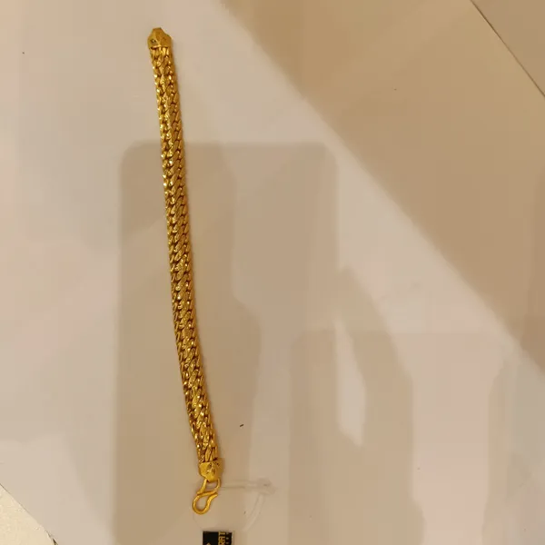 Gold_Tone_Textured_Link_Bracelet_for_Adults