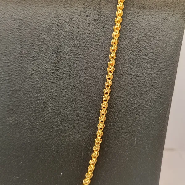 Gold_Tone_Metal_Rope_Chain_Necklace_for_Women