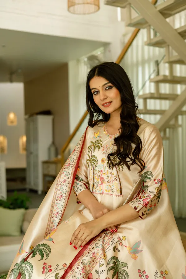 Cream_Viscose_Assam_Silk_Printed_Straight_Kurta_Set_For_Women