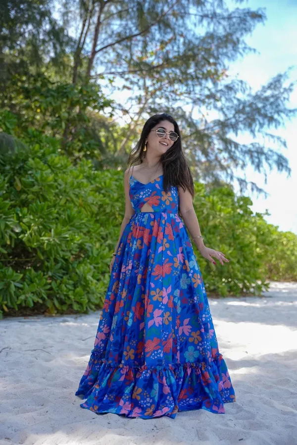 Blue_Floral_Print_Fit_And_Flare_Maxi_Dress_For_Women