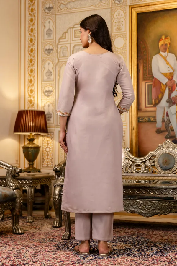 Lavender_Viscose_Simer_Embroidered_Straight_Suit_Set_For_Women