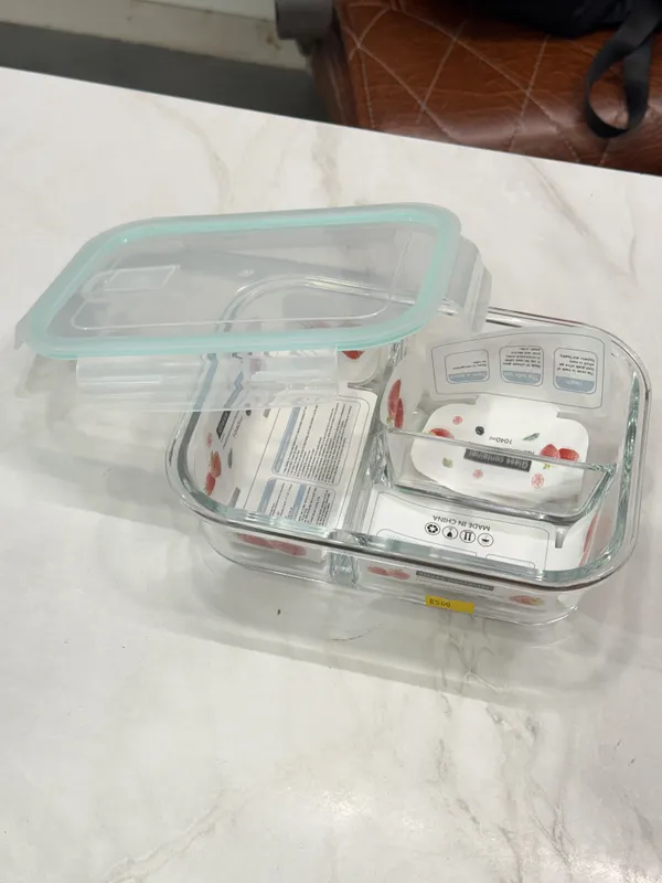 Glass_Rectangular_Plain_Food_Storage_Container_With_Lid