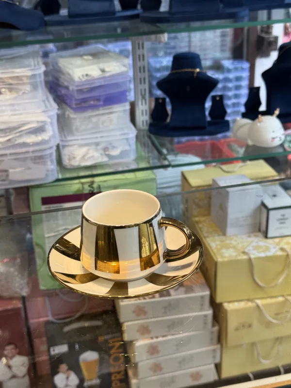 Ceramic_Metal_Gold_Finish_Cup_And_Saucer_Set
