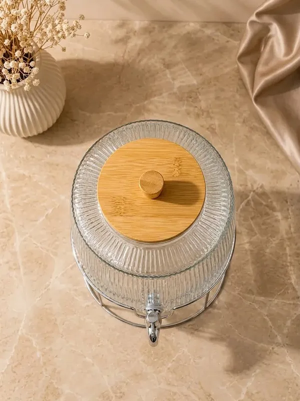 Glass_And_Metal_Ribbed_Bird_Feeder_With_Stand