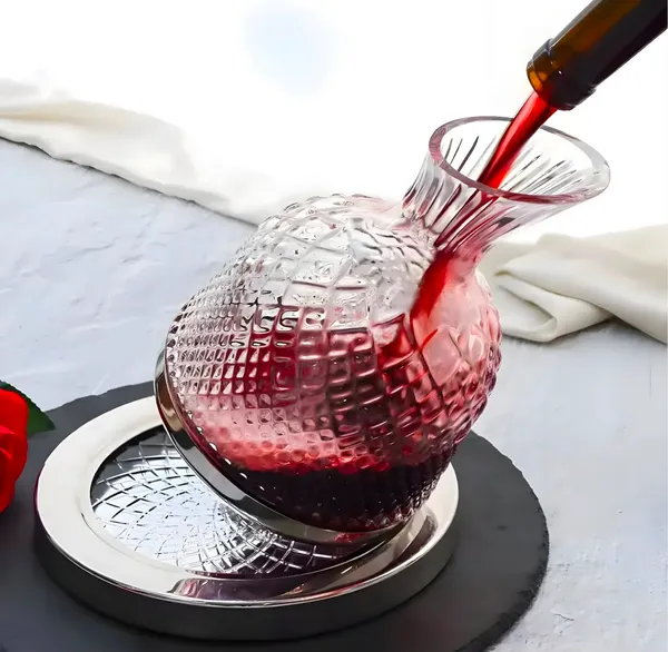 Glass_Modern_Textured_Revolving_Decanter_For_Home_Decor_and_Use_{Silver}