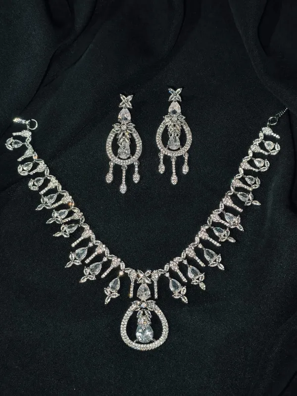 Silver_American_Diamond_Leaf_Motif_Necklace_Set_With_Earrings_For_Women