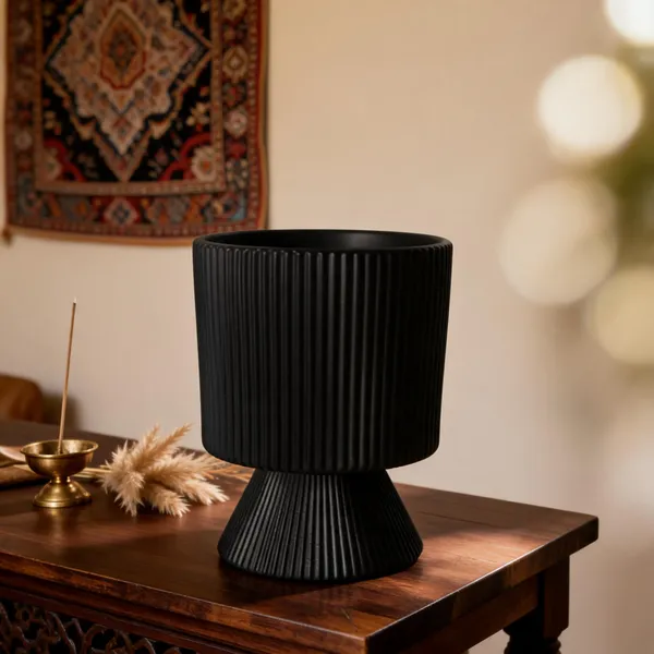 Black_Ceramic_Pedestal_Planter_Living_Areas