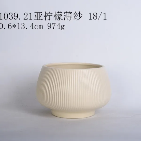 Cream_Ceramic_Plant_Pot_Living_Areas