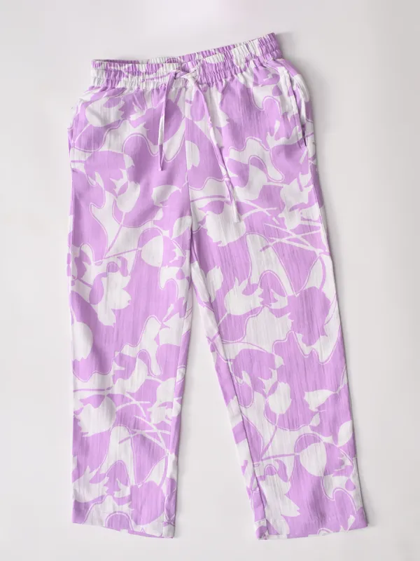 Bella_Moda_Cotton_Peasant_Sleeves_Printed_Coordinating_Top_And_Pant_Set