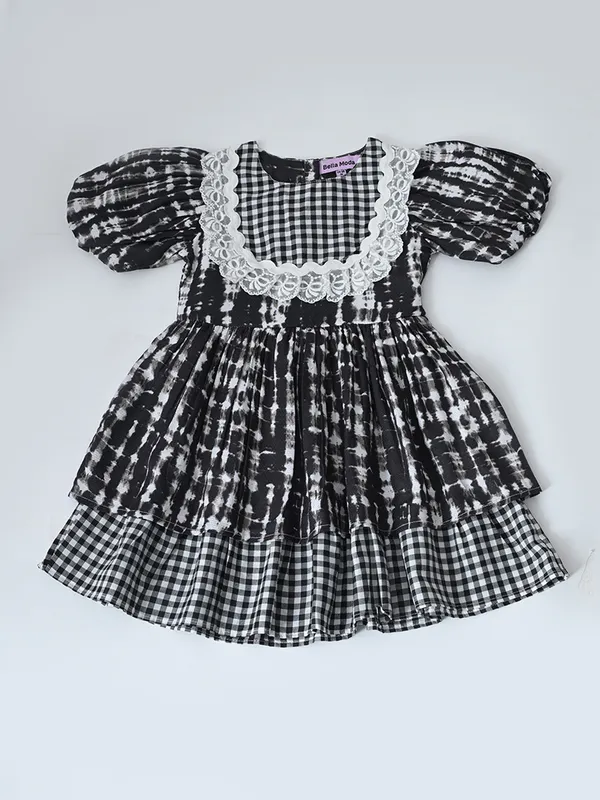 Bella_Moda_Girls_Tie_Dye_Dress_With_Gingham_Panel_And_Lace_Collar