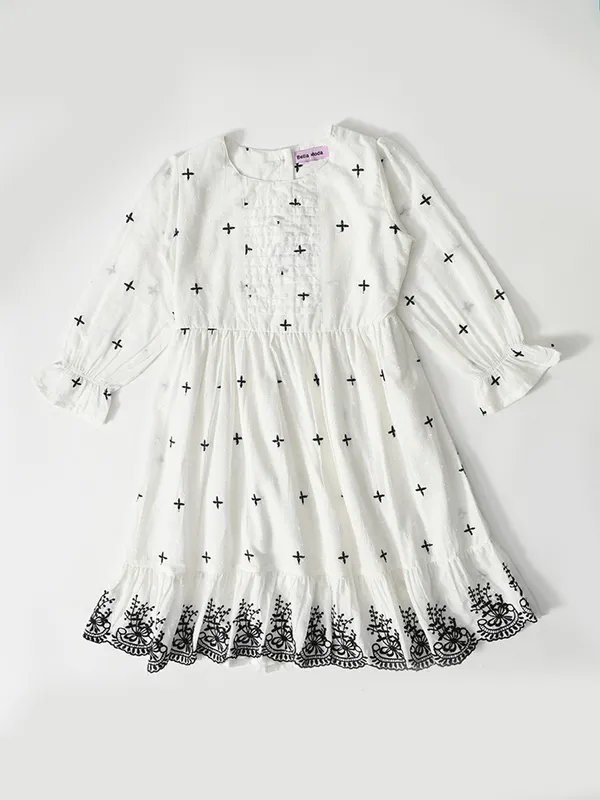 Bella_Moda_Cotton_Woven_Girls_Casual_A_Line_Dress_With_White_Motif_And_Embroidery_Border