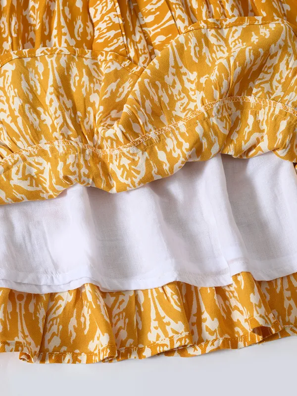 Bella_Moda_Cotton_Woven_Girls_Ethnic_Print_Flared_Dress_With_Lace_Detail