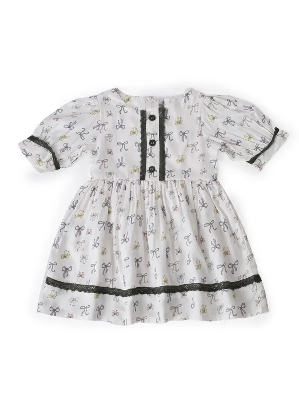 Baby_Girls_Printed_Cotton_Woven_Dress_With_Contrast_Lace_Detail_Green