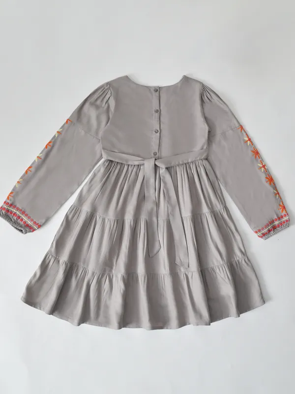Bella_Moda_Girls_Full_Sleeve_Multi_Thread_Embroidered_Tiered_Midi_Dress