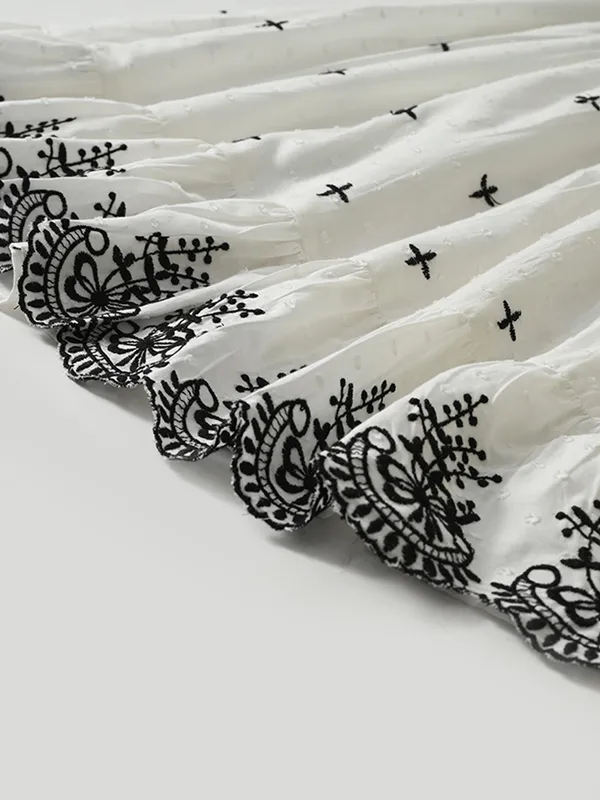 Bella_Moda_Cotton_Woven_Girls_Casual_A_Line_Dress_With_White_Motif_And_Embroidery_Border