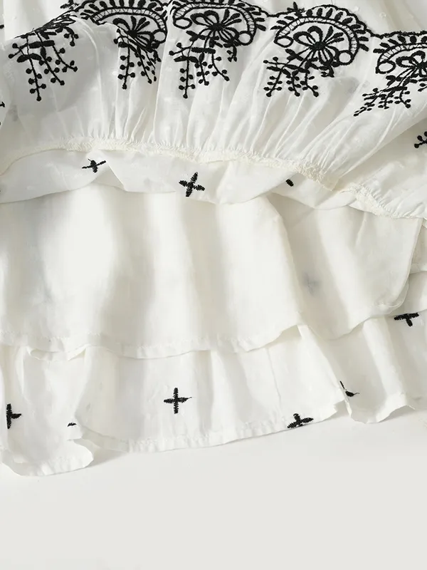 Bella_Moda_Cotton_Woven_Girls_Casual_A_Line_Dress_With_White_Motif_And_Embroidery_Border
