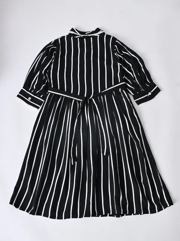 Girls_Sriped_Cotton_Woven_Dress_With_Bow_Waist_Applique_Black