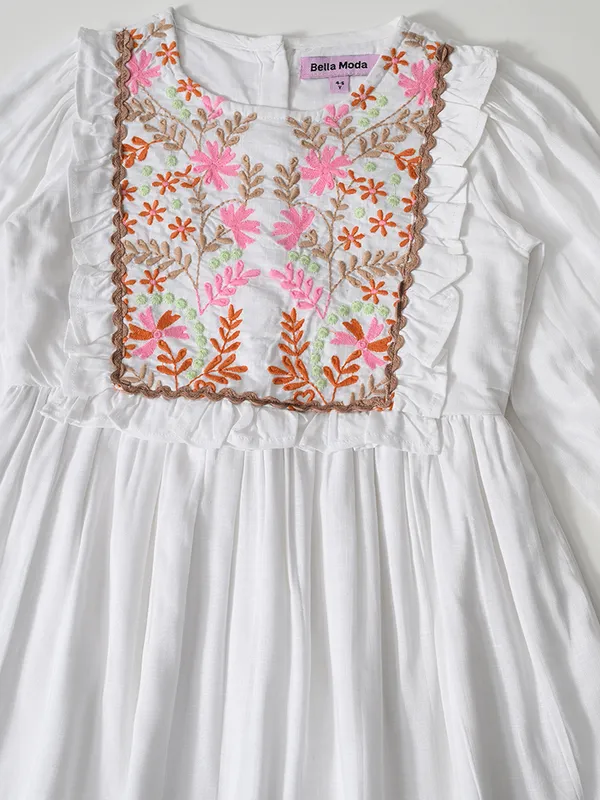 Bella_Moda_Cotton_Woven_Girls_Floral_Embroidered_Yoke_Dress_With_Ruffle_Detail