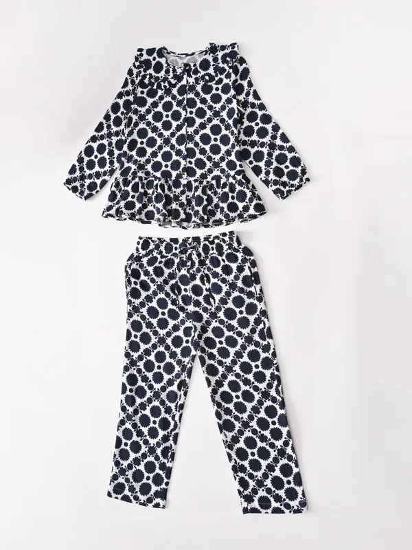 Bella_Moda_Cotton_Peasant_Sleeves_Printed_Coordinating_Top_And_Pant_Set