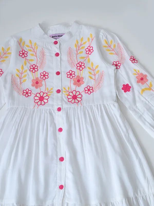 Bella_Moda_Cotton_Woven_Full_Sleeve_Floral_Embroidered_Fit_And_Flare_Dress_White