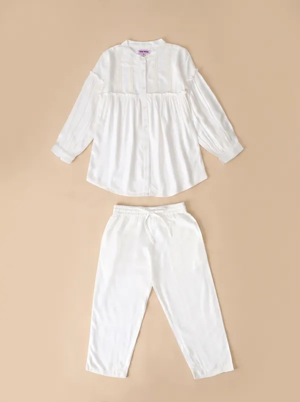 Bella_Moda_Cotton_Woven_Girls_Solid_Gathered_Yoke_Full_Sleeve_Top_With_Pants_Co_Ord_Set