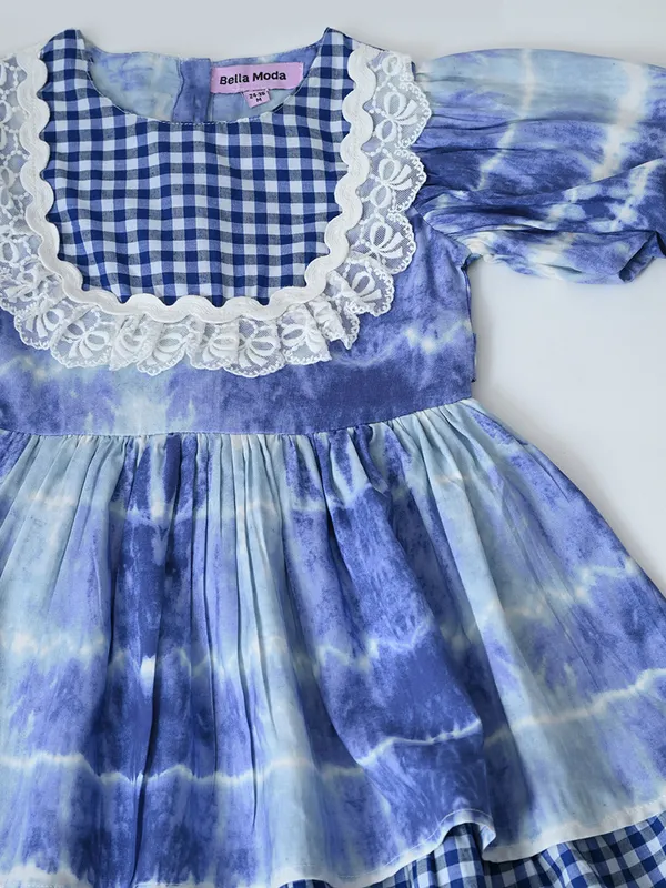 Bella_Moda_Girls_Tie_Dye_Dress_With_Gingham_Panel_And_Lace_Collar