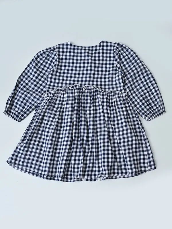 Baby_Girls_Checked_Cotton_Dress_With_Embroidered_Pockets_Black