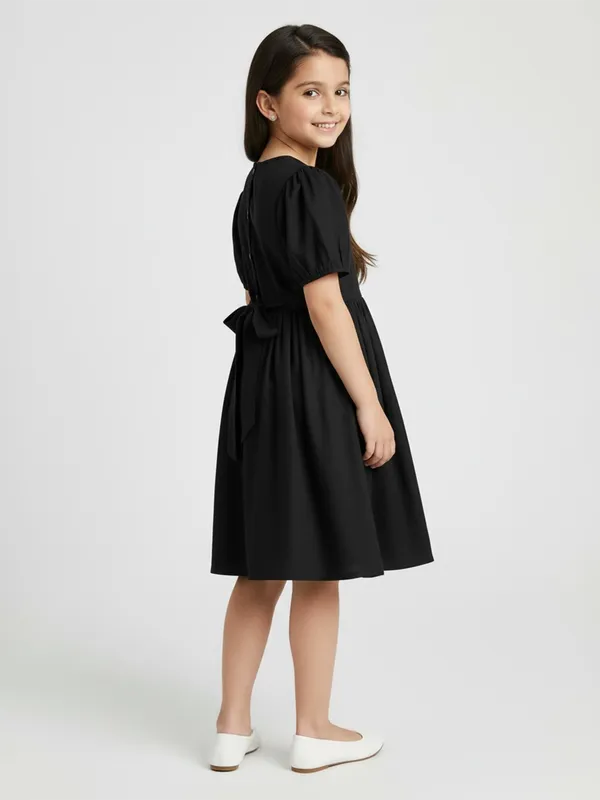 Bella_Moda_Elegant_Embroidered_Puff_Sleeve_Dress_For_Girls
