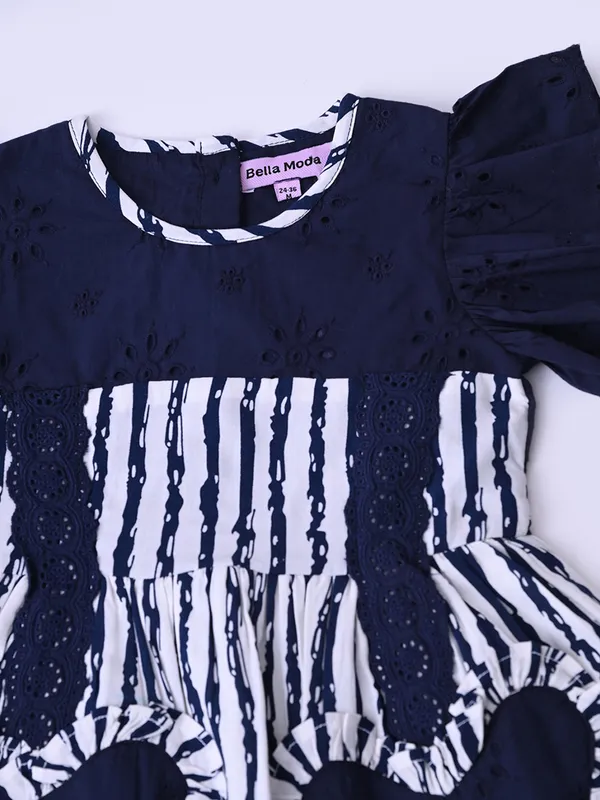 Bella_Moda_Cotton_Woven_Striped_Fit_And_Flare_Dress_With_Heart_Pockets_Style