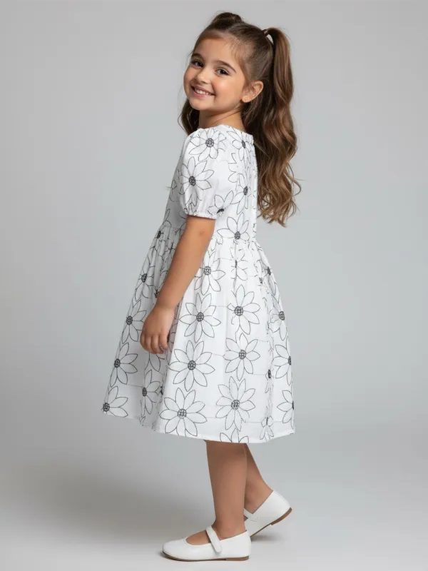 Bella_Moda_Girls_Floral_Thread_Embroidered_Puff_Sleeve_Fit_And_Flare_Dress