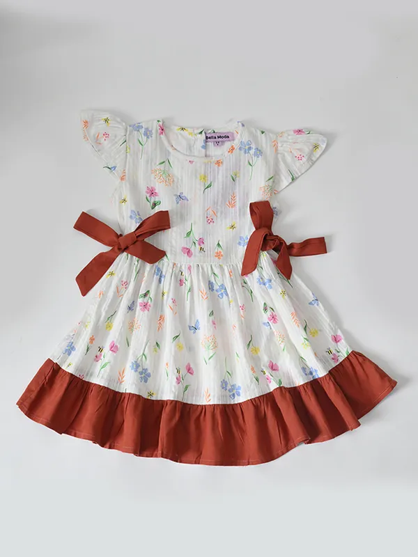 Bella_Moda_Cotton_Half_Sleeves_Front_Bow_Knott_Printed_Dress_Marron