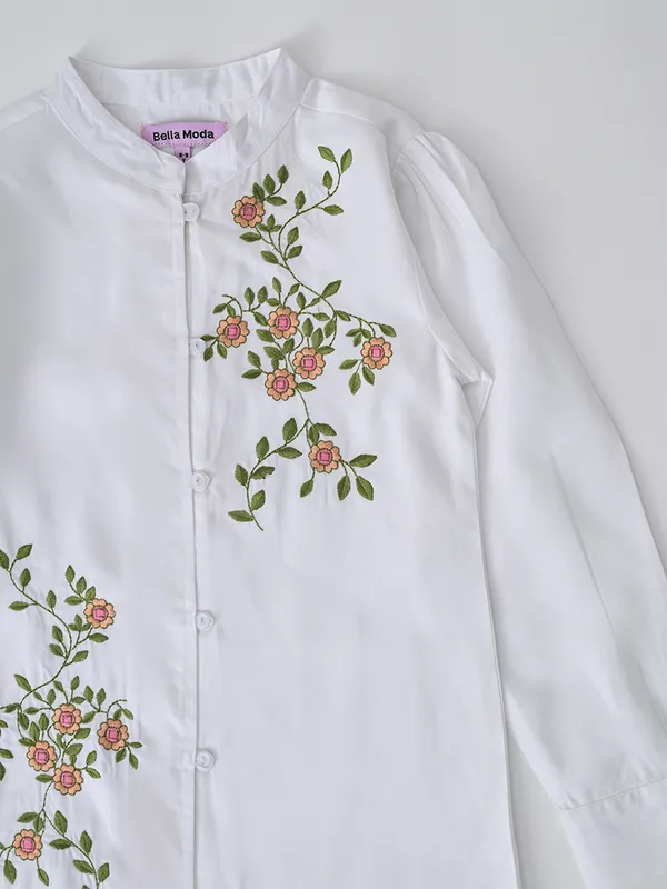 Bella_Moda_Cotton_Full_Sleeves_Floral_Embroidered_Coordinating_Shirt_Style_Top_And_Pant_Set