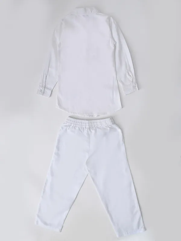 Bella_Moda_Cotton_Full_Sleeves_Floral_Embroidered_Coordinating_Shirt_Style_Top_And_Pant_Set