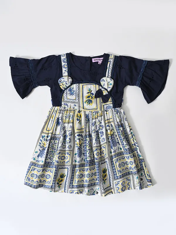 Bella_Moda_Cotton_Woven_Printed_Baby_Girl_Dress_With_Flared_Sleeves