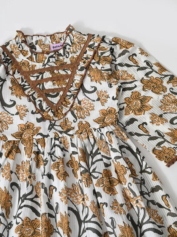 Bella_Moda_Cotton_Woven_Girls_All_Over_Floral_Print_Bell_Sleeve_Dres