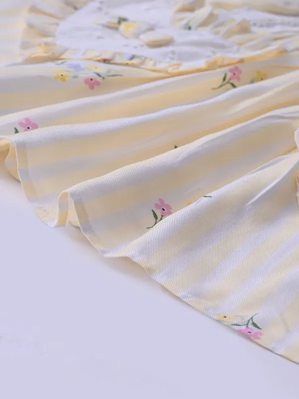 Bella_Moda_Cotton_Woven_Floral_Printed_Fit_And_Flare_Dress_With_Heart_Pockets_Style