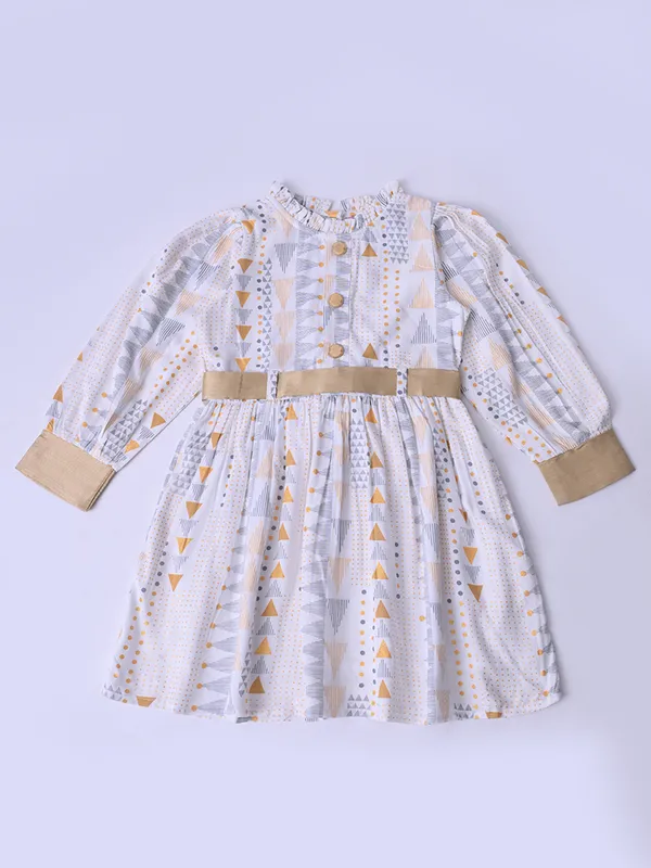 Bella_Moda_Girls_Fancy_Full_Sleeve_Dress_With_Contrast_Cuff_And_Belt