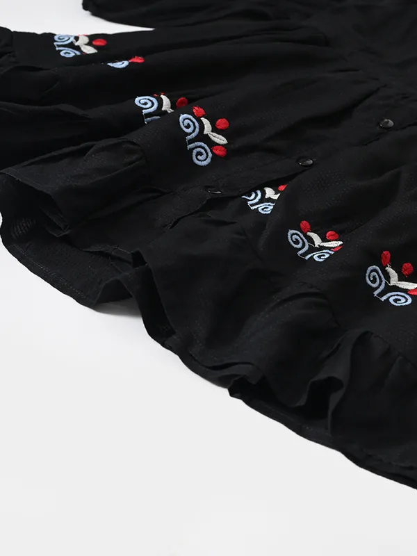 Bella_Moda_Cotton_Woven_Girls_Embroidered_Yoke_Full_Sleeve_Fit_And_Flare_Dress