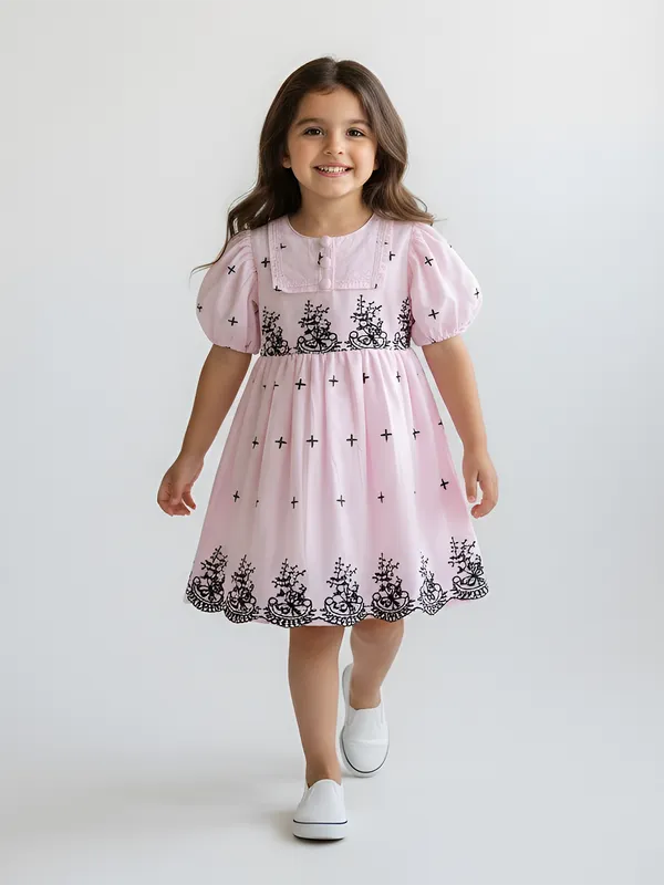 Bella_Moda_Girls_Scallop_Hem_Dress_With_Floral_Embroidery