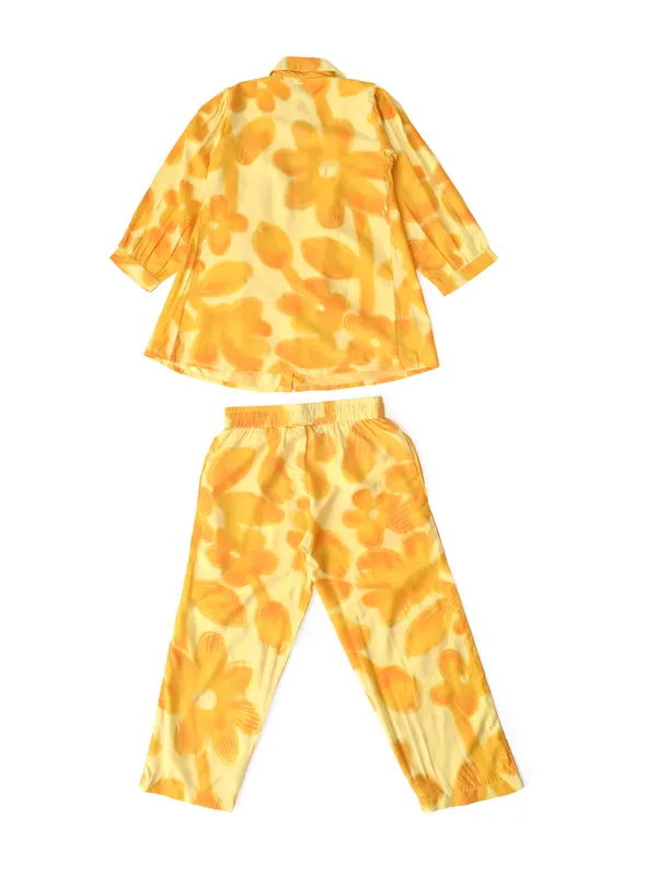 Bella_Moda_Cotton_Woven_Full_Sleeves_Floral_Printed_Coordinating_Top_And_Pant_Set