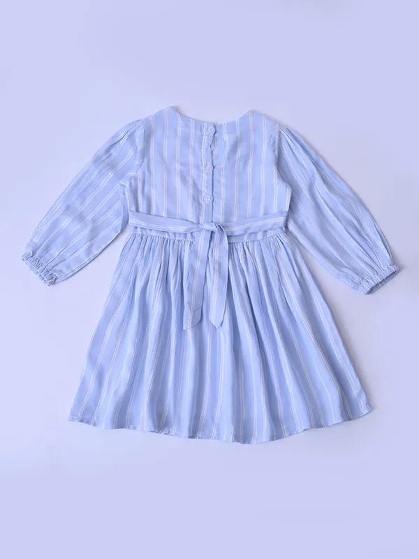 Bella_Moda_Baby_Girls_Striped_Dress_With_Peter_Pan_Collar_And_Bow_Detail