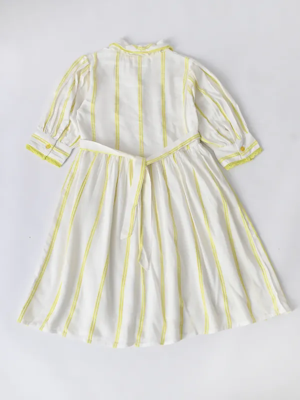 Girls_Sriped_Cotton_Woven_Dress_With_Bow_Waist_Applique_Yellow