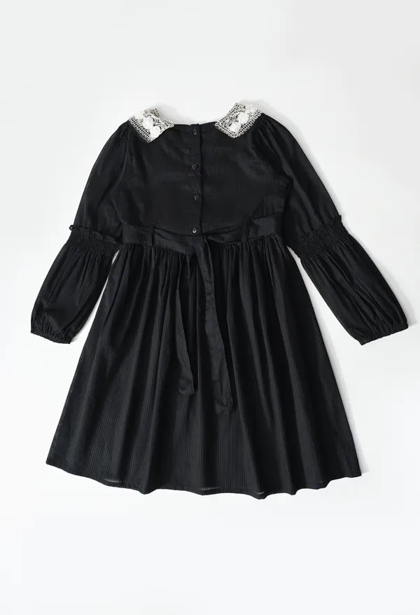 Bella_Moda_Cotton_Woven_Girls_Black_Lace_Collar_Dress_With_Floral_Waist_Detail