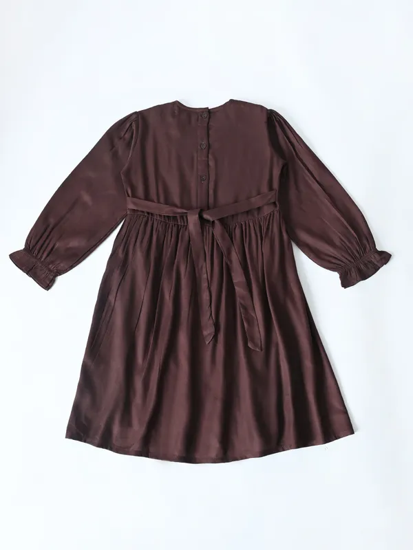 Bella_Moda_Cotton_Woven_Full_Puffed_Sleeves_Floral_Embroidered_Dress