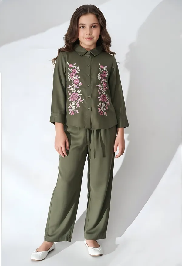 Bella_Moda_Cotton_Full_Sleeves_Floral_Embroidered_Coordinating_Shirt_Style_Top_And_Pant_Set