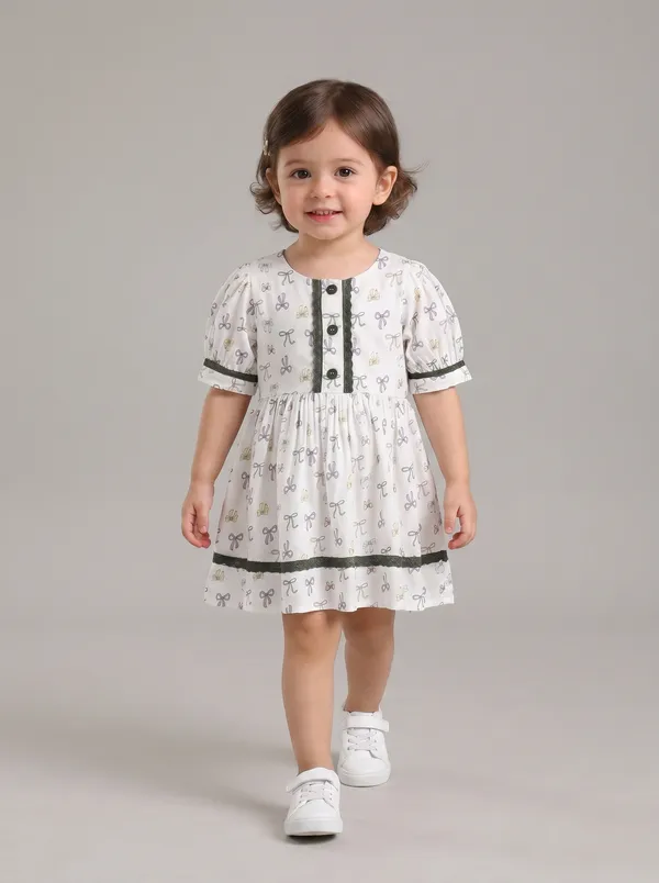 Baby_Girls_Printed_Cotton_Woven_Dress_With_Contrast_Lace_Detail_Green