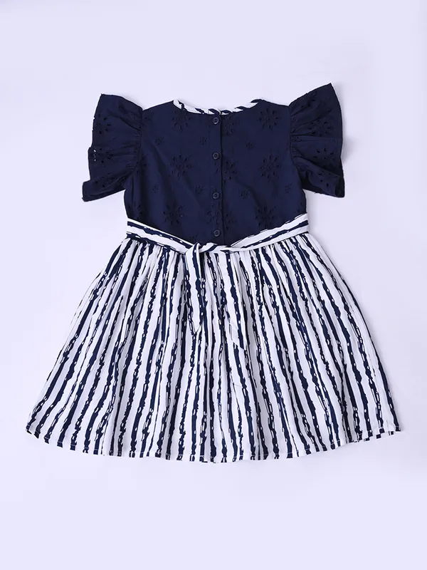 Bella_Moda_Cotton_Woven_Striped_Fit_And_Flare_Dress_With_Heart_Pockets_Style
